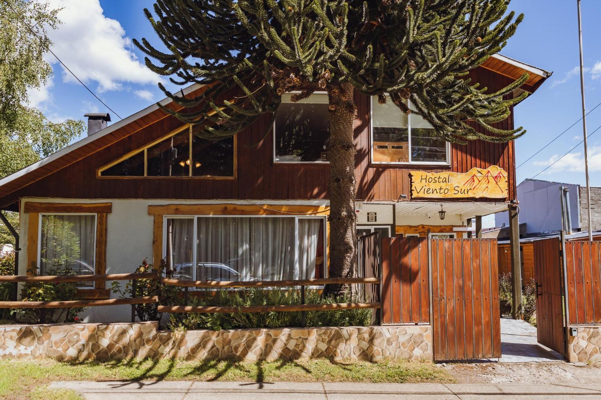 Hostal Viento Sur Coyhaique Exterior foto